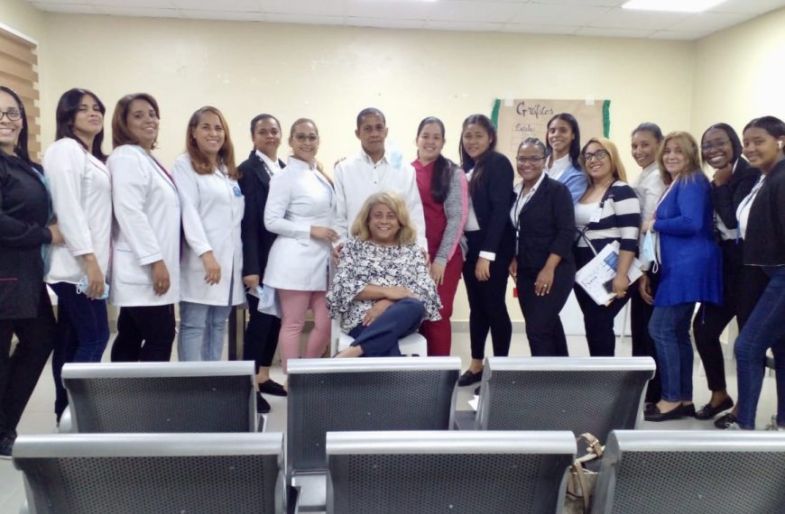 INAP capacita personal del Hospital de Engombe sobre &laquo;Redacci&oacute;n y Presentaci&oacute;n de Informes T&eacute;cnicos&raquo;