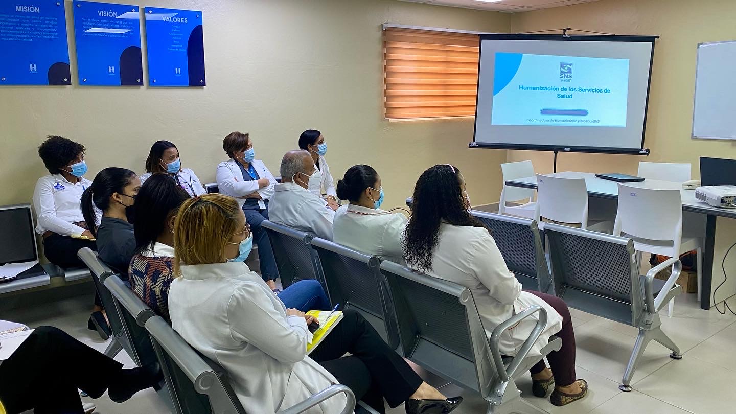 You are currently viewing Colaboradores del Hospital de Engombe participan en taller sobre Humanización de los Servicios  Materno-Neonatal
