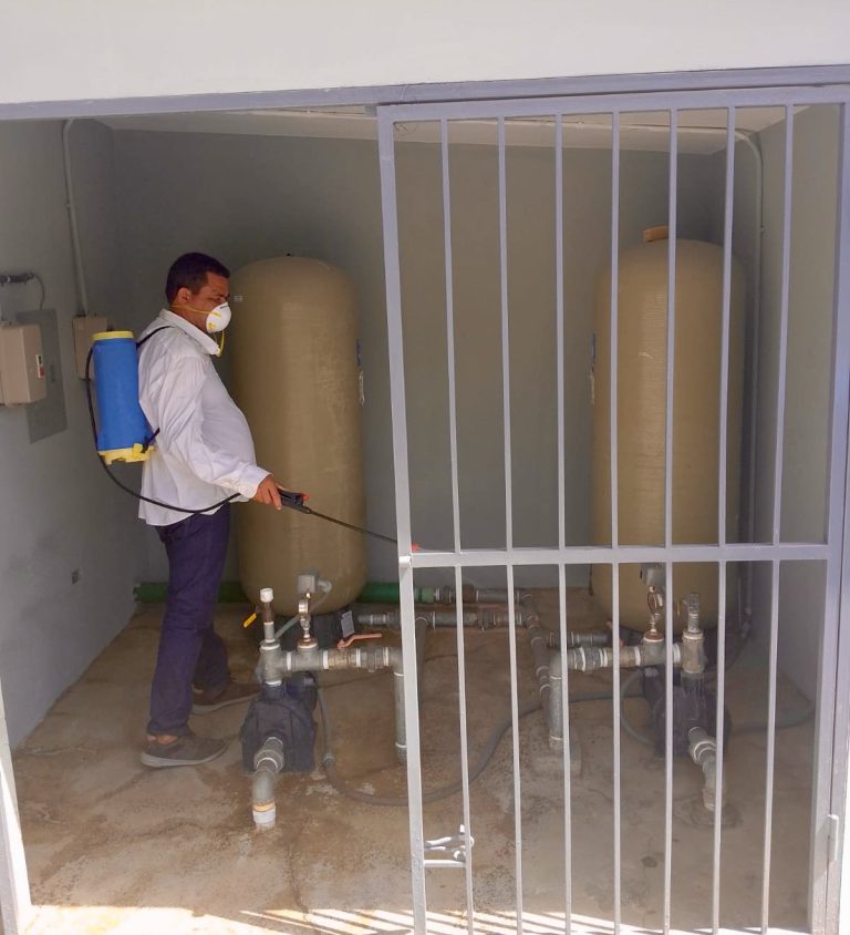 Read more about the article Hospital de Engombe realiza Jornada de Fumigación