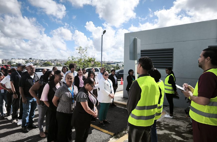 Colaboradores del Hospital de Engombe participan en Simulacro Nacional de Evacuaci&oacute;n