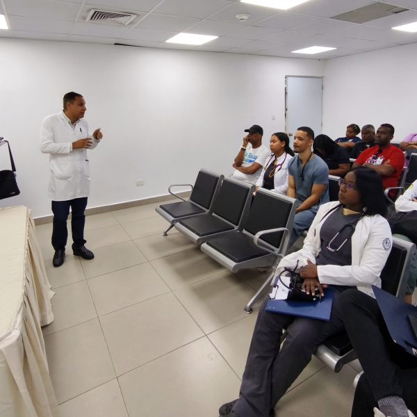 Socializan Protocolo de Prevenci&oacute;n de Violencia Infantil en Hospital de Engombe